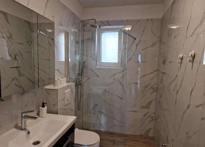 Appartement Toni Ii *