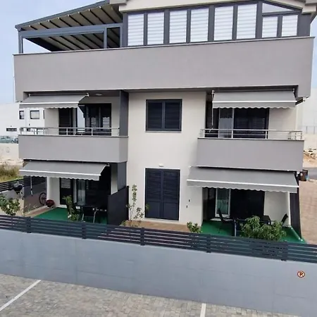 아파트 Toni Ii 비오그라드나모루