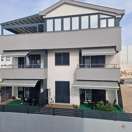 아파트 Toni Ii 비오그라드나모루